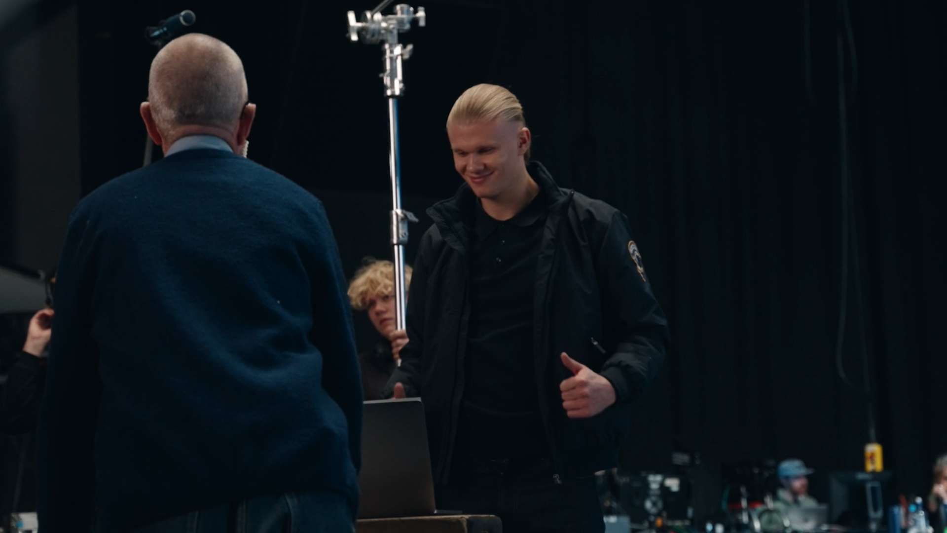 已经显现出 已经显现出