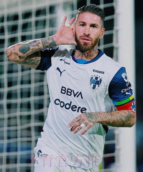 专家谈大争议:一场能吹40个!拉莫斯倒地不连贯